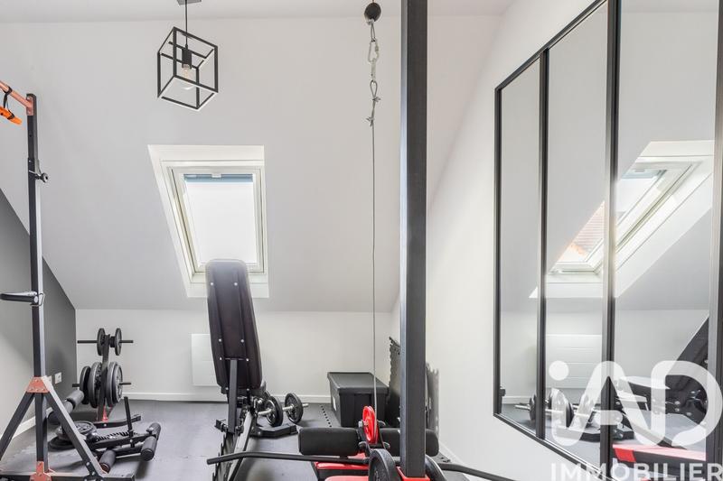 Maison - 90 m² - 5 pièces