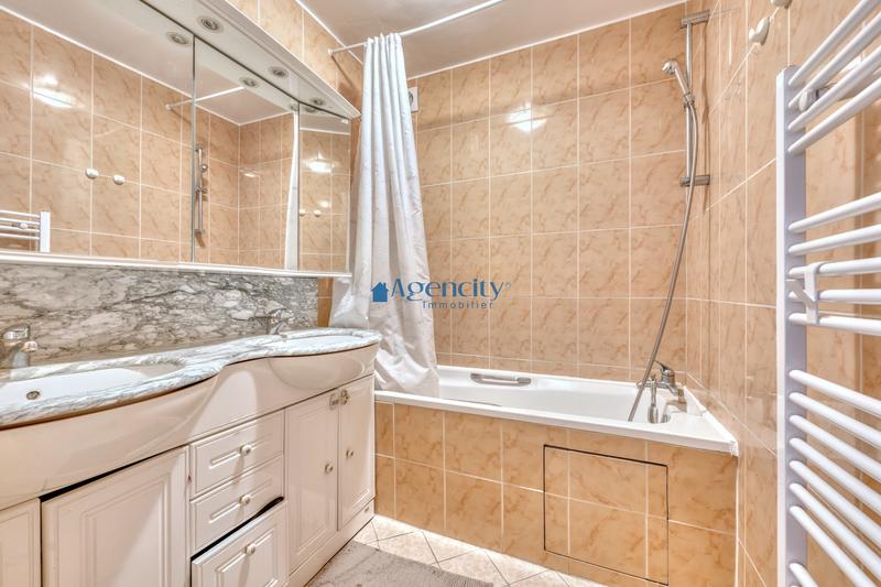 Appartement - 71 m² - 3 pièces