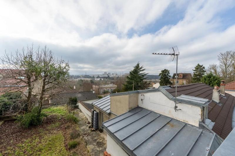 Maison - 196 m² - 7 pièces