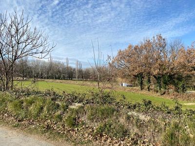 Terrain constructible - 310 m²