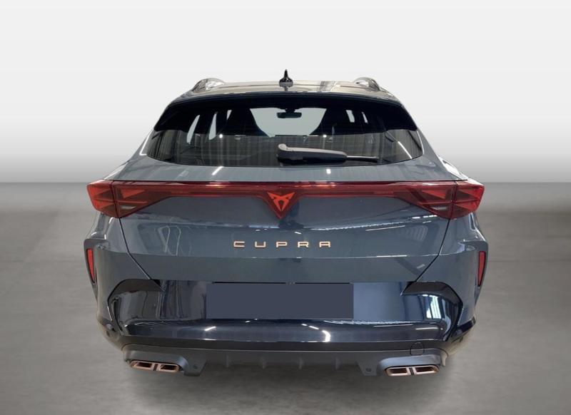 Cupra Formentor Vz 272 Hybride Rechargeable / Camera 360° Regulateur de Distance Coffre Elec Sieges à Mémoire