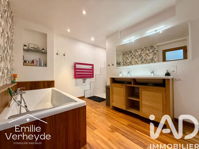 Maison - 155 m² - 7 pièces