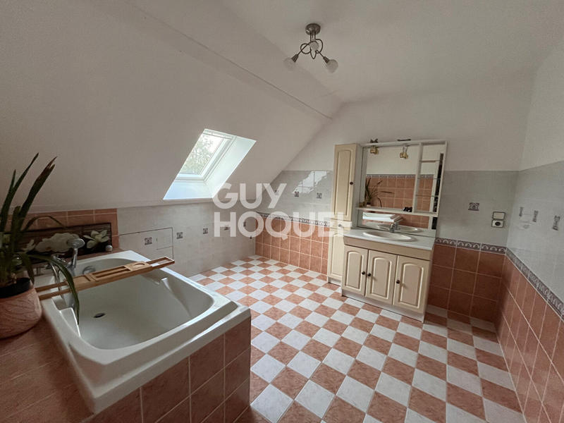 Maison - 169 m² - 5 pièces