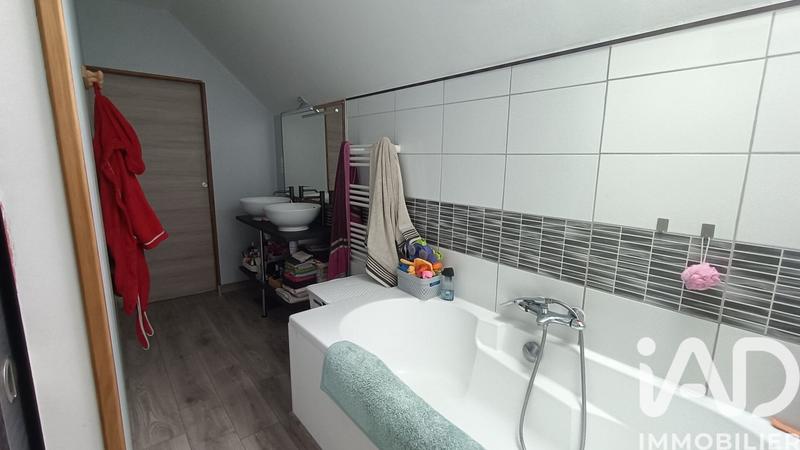 Maison - 124 m² - 8 pièces