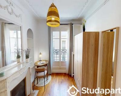 Chambre - 60 m² - 1 pièce