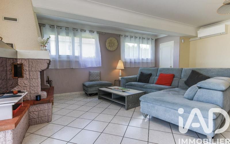 Maison - 227 m² - 8 pièces