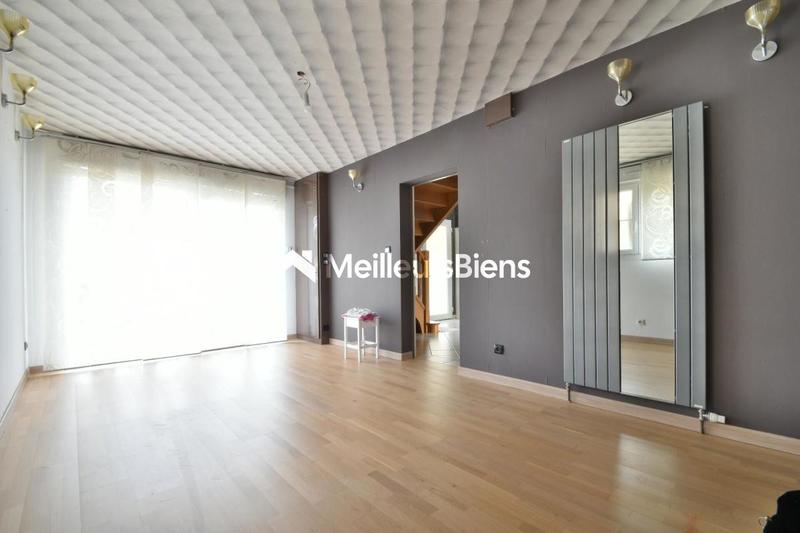 Maison - 175 m² - 6 pièces
