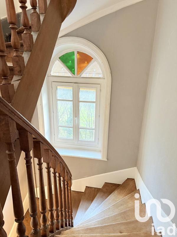 Maison - 207 m² - 10 pièces