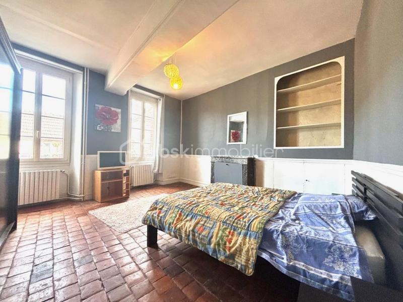 Maison ancienne - 220 m² - 8 pièces