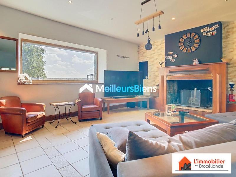 Propriété - 324 m² - 9 pièces