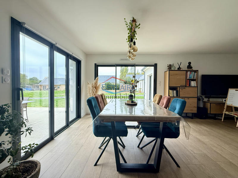 Maison - 110 m² - 5 pièces
