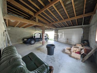 Maison - 104 m² - 5 pièces