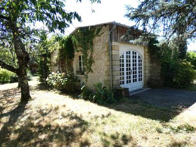 Maison - 338 m² - 13 pièces