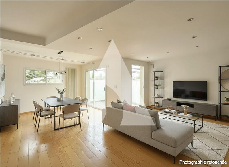 Maison - 217 m² - 7 pièces