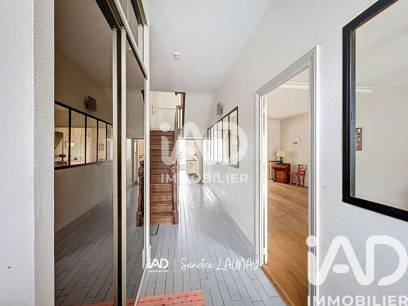 Maison de ville - 207 m² - 9 pièces