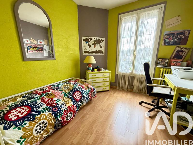 Maison - 111 m² - 6 pièces