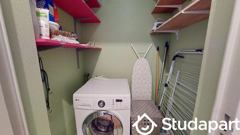 Chambre - 9 m² - 1 pièce