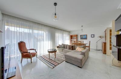 Appartement - 89 m² - 3 pièces