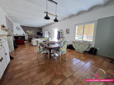 Maison - 164 m² - 6 pièces