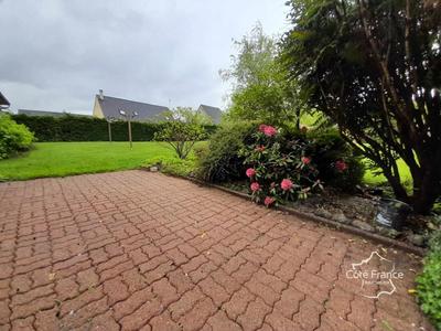 Maison - 182 m² - 8 pièces