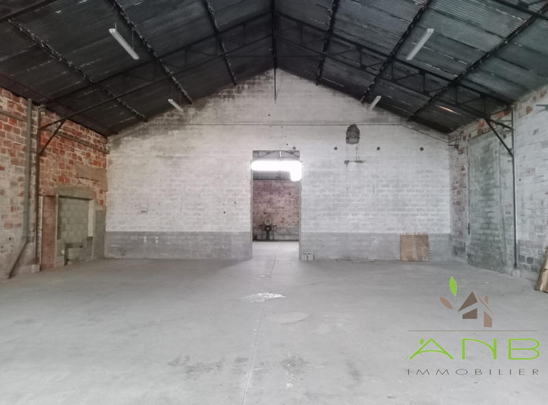 Entrepôt - 520 m²