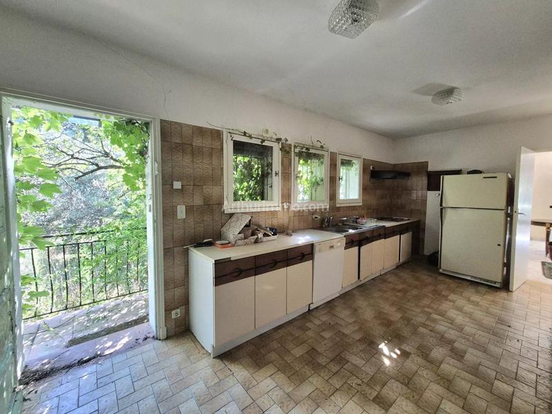 Maison - 200 m² - 7 pièces