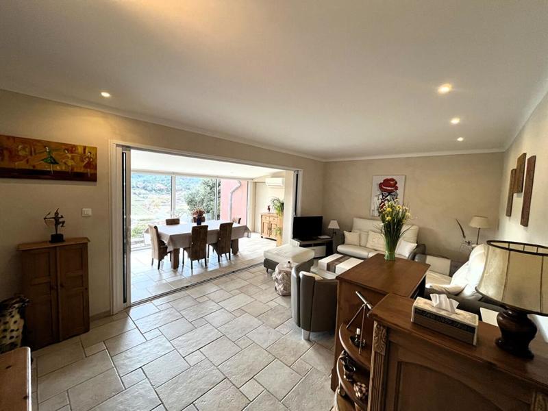 Villa - 155 m² - 5 pièces