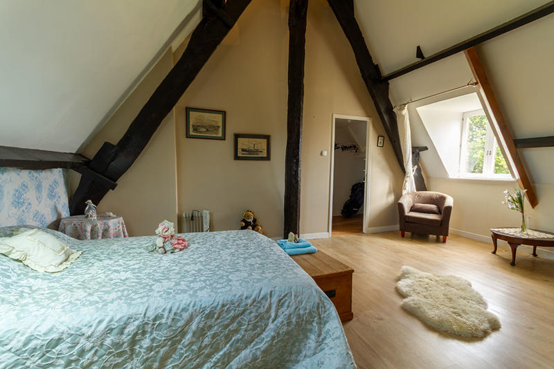 Maison - 321 m² - 12 pièces