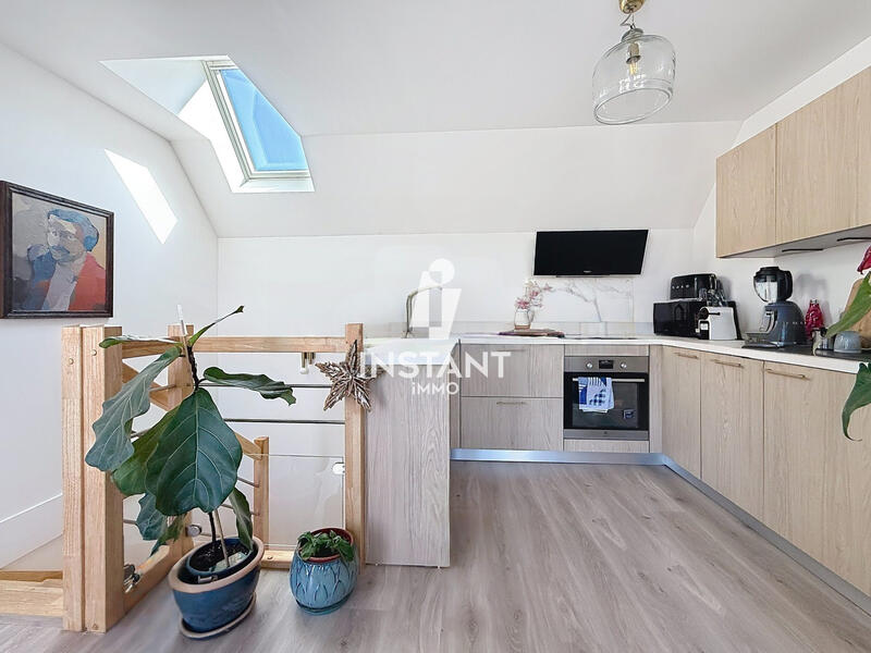 Appartement - 80 m² - 5 pièces