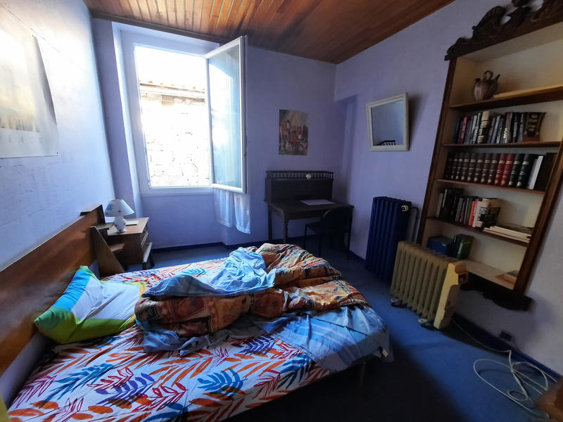 Maison - 225 m² - 7 pièces