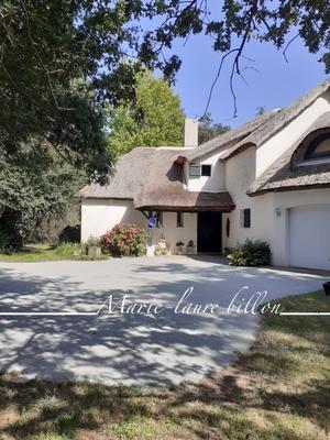 Maison - 200 m² - 6 pièces