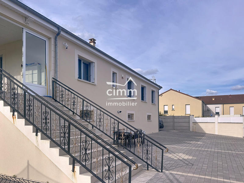 Maison - 146 m² - 6 pièces