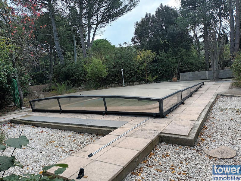 Villa - 215 m² - 7 pièces