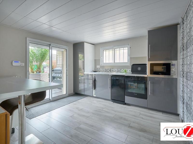 Maison - 106 m² - 5 pièces