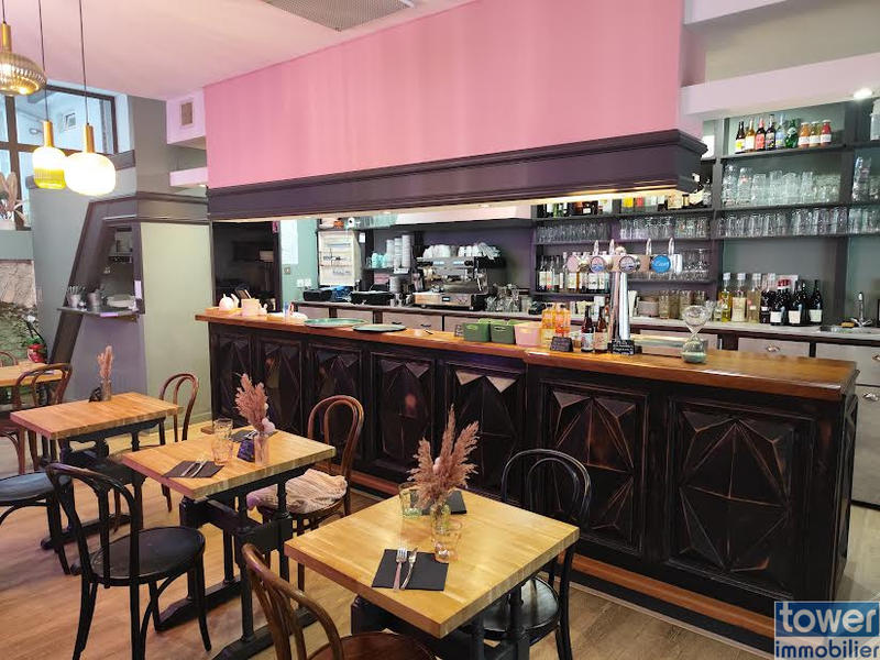 Fonds de commerce - Magasins - 92 m²