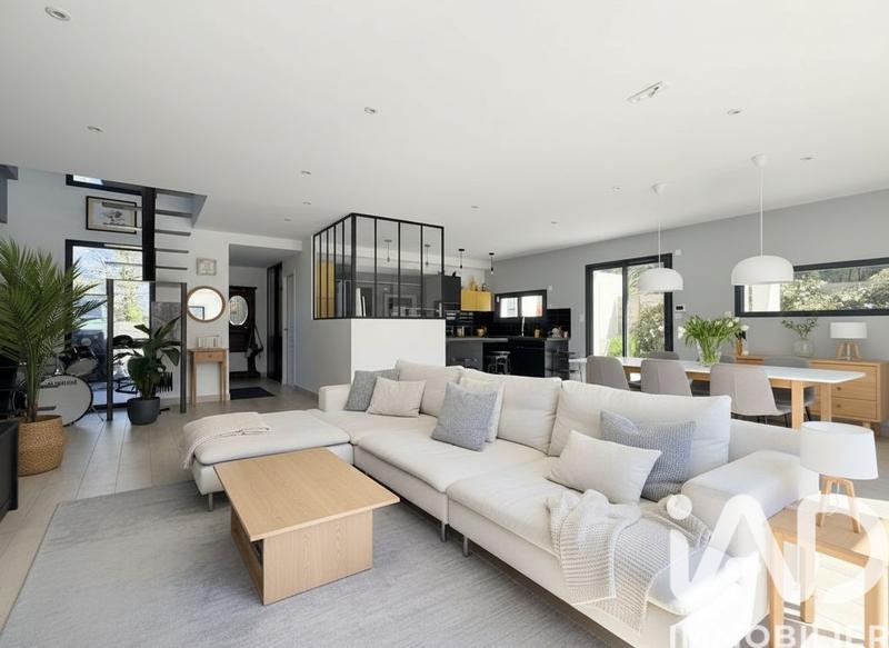 Maison de maîtres - 165 m² - 7 pièces