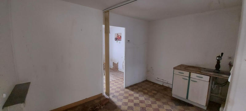 Maison - 240 m² - 11 pièces