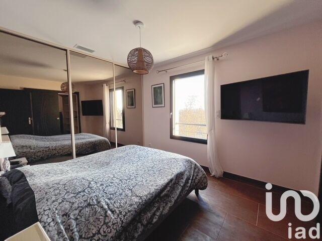 Maison de maîtres - 365 m² - 9 pièces