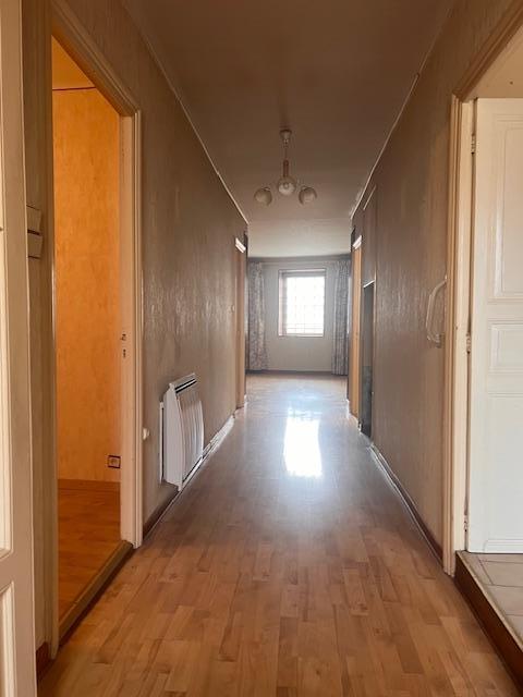 Maison de ville - 207 m² - 10 pièces