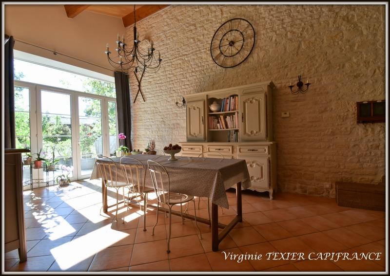 Longère - 327 m² - 10 pièces