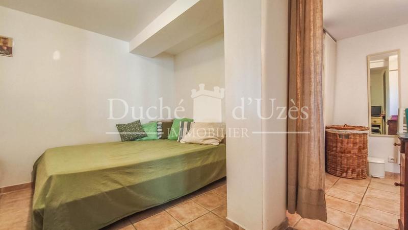 Mas - 200 m² - 12 pièces