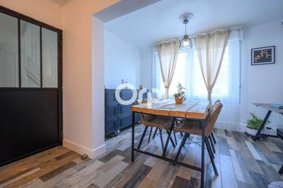 Maison - 91 m² - 4 pièces