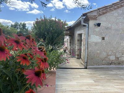 Propriété - 396 m² - 10 pièces