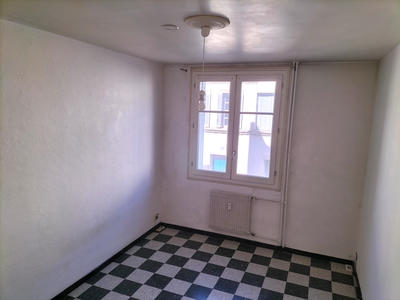 Appartement - 92 m² - 5 pièces