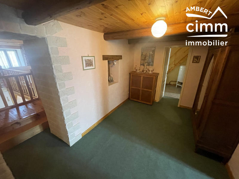 Maison - 140 m² - 6 pièces