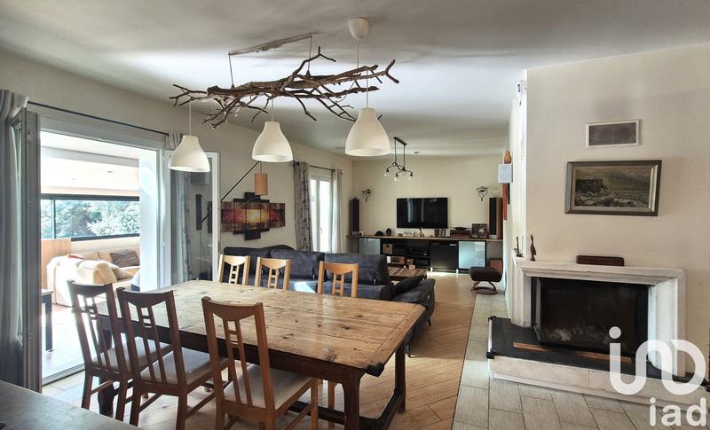 Maison - 226 m² - 6 pièces