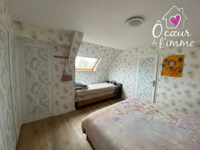 Maison contemporaine - 143 m² - 7 pièces