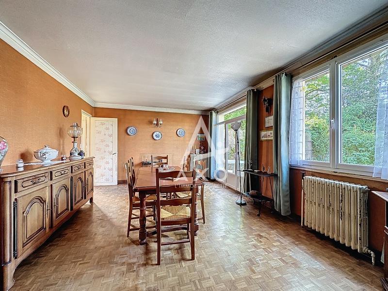 Maison - 133 m² - 6 pièces