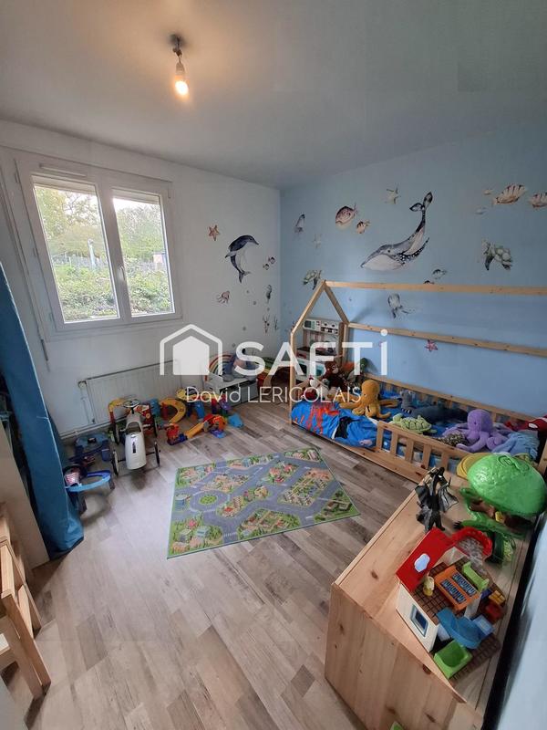 Maison - 80 m² - 5 pièces