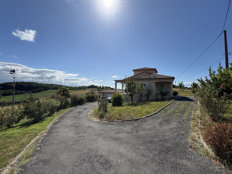 Villa - 141 m² - 6 pièces